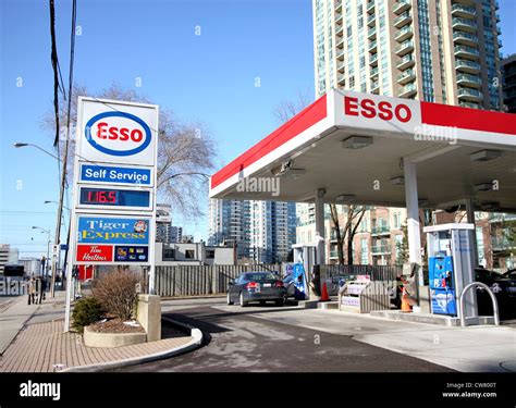 ESSO Station Breuer .